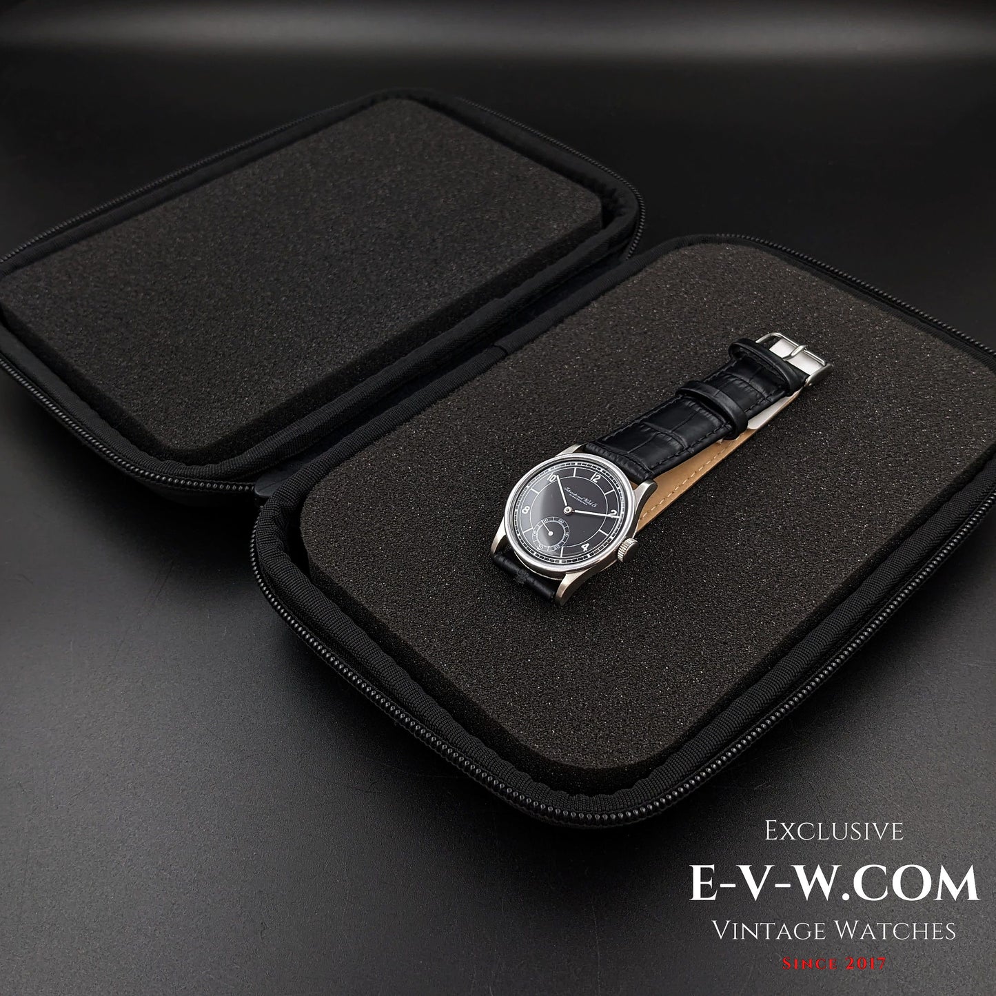 82 Years Old Vintage IWC Schaffhausen Black / Cal. 83 / Vintage 1941