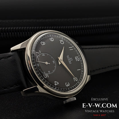 80 Years Old Vintage Omega SUVERAN WWII Ref. 2400-7 / Cal. 30T2PC Vintage 1944