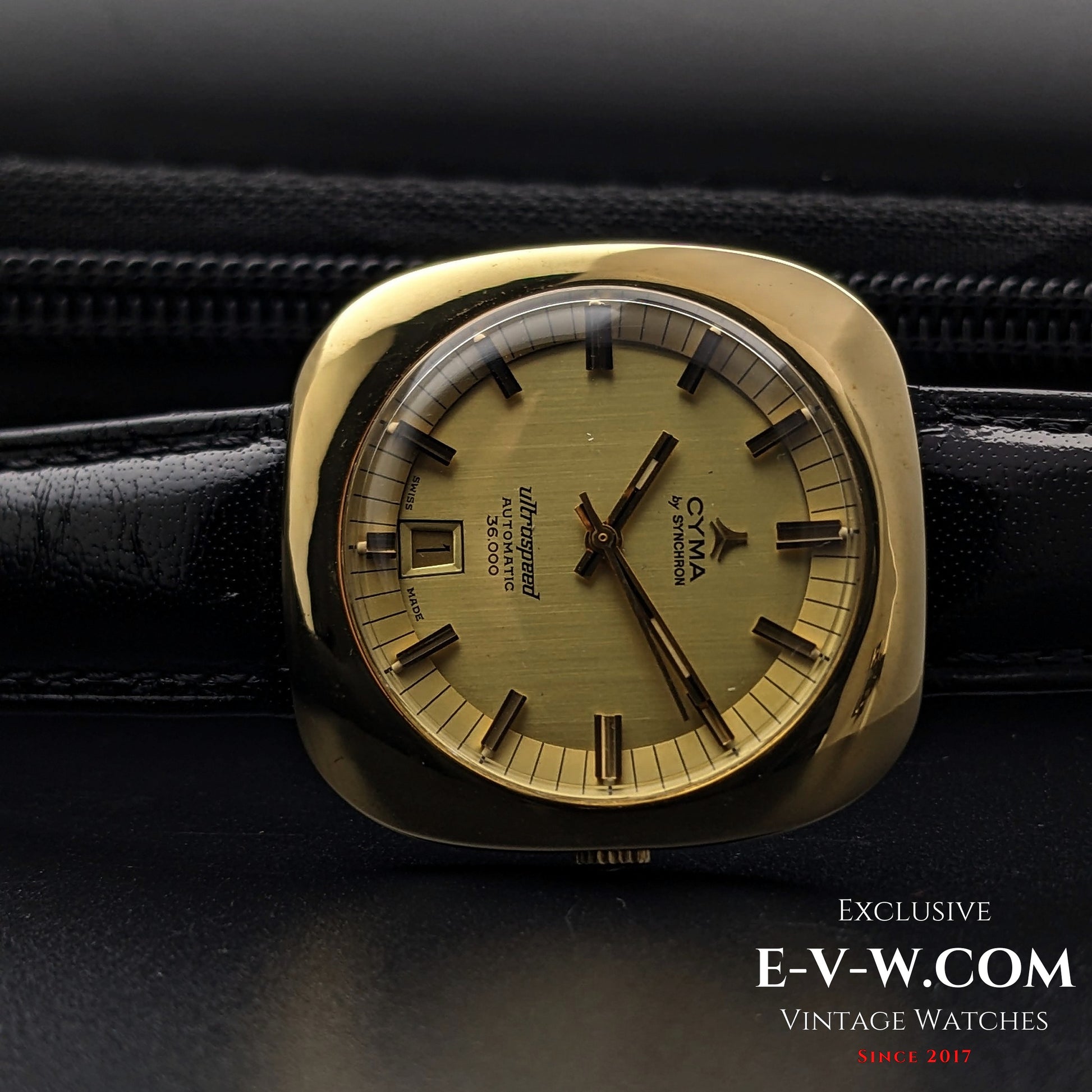 54 Years Old Vintage CYMA by SYNCHRON ultraspeed AUTOMATIC 36000 / Cal. 72 / Vintage 1970s