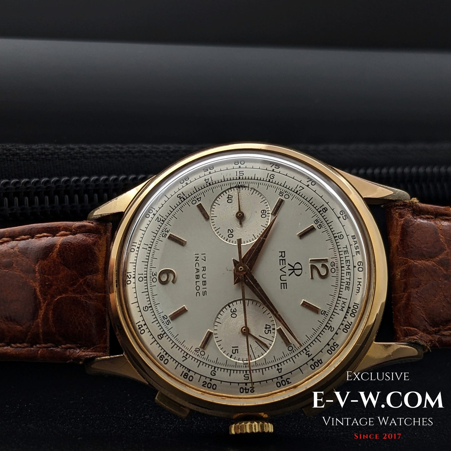 84 Years Old Vintage REVUE Chronograph / Jumbo 38mm / Cal. Valjoux 23 Vintage 1940