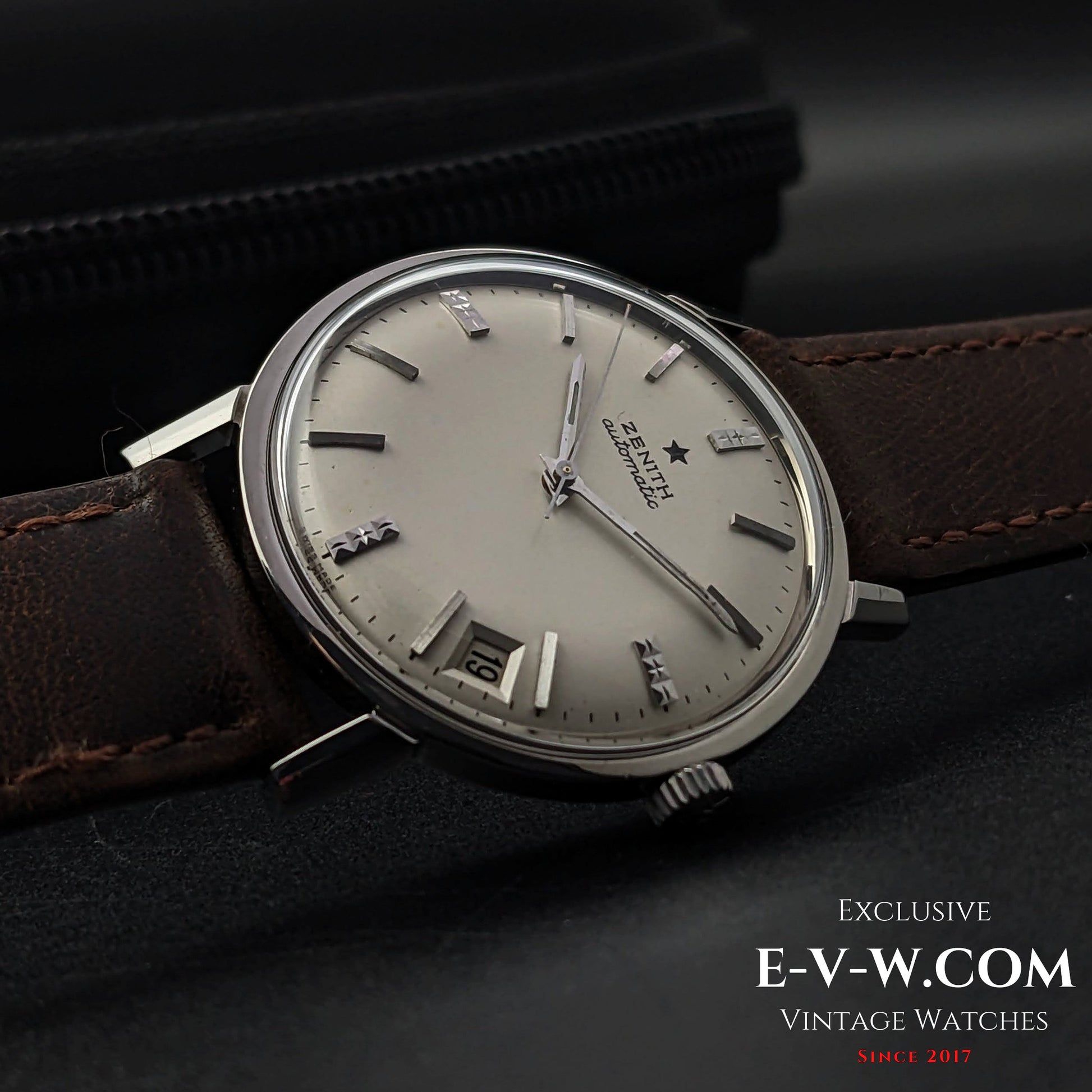 60 Years Old Vintage Zenith Automatic / Cal. 2542PC / Vintage 1960s