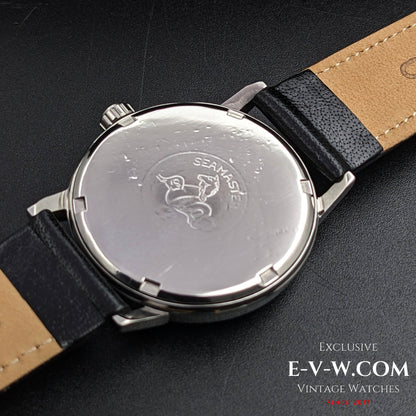 57 Years Old Vintage Omega Seamaster 600 / Green Dial /Ref. 13600011 / Cal.611 / 1966 Vintage