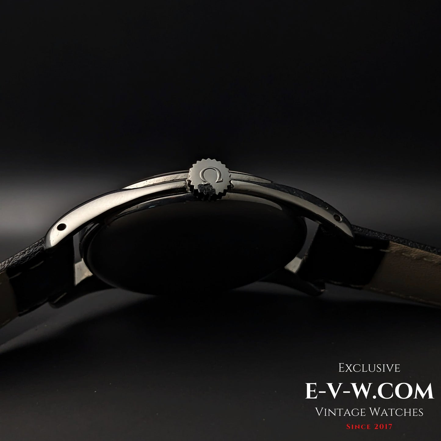 78 Years Old Vintage Omega Classic /Ref. 2503 / Cal. 260 (30T2) / Vintage 1947