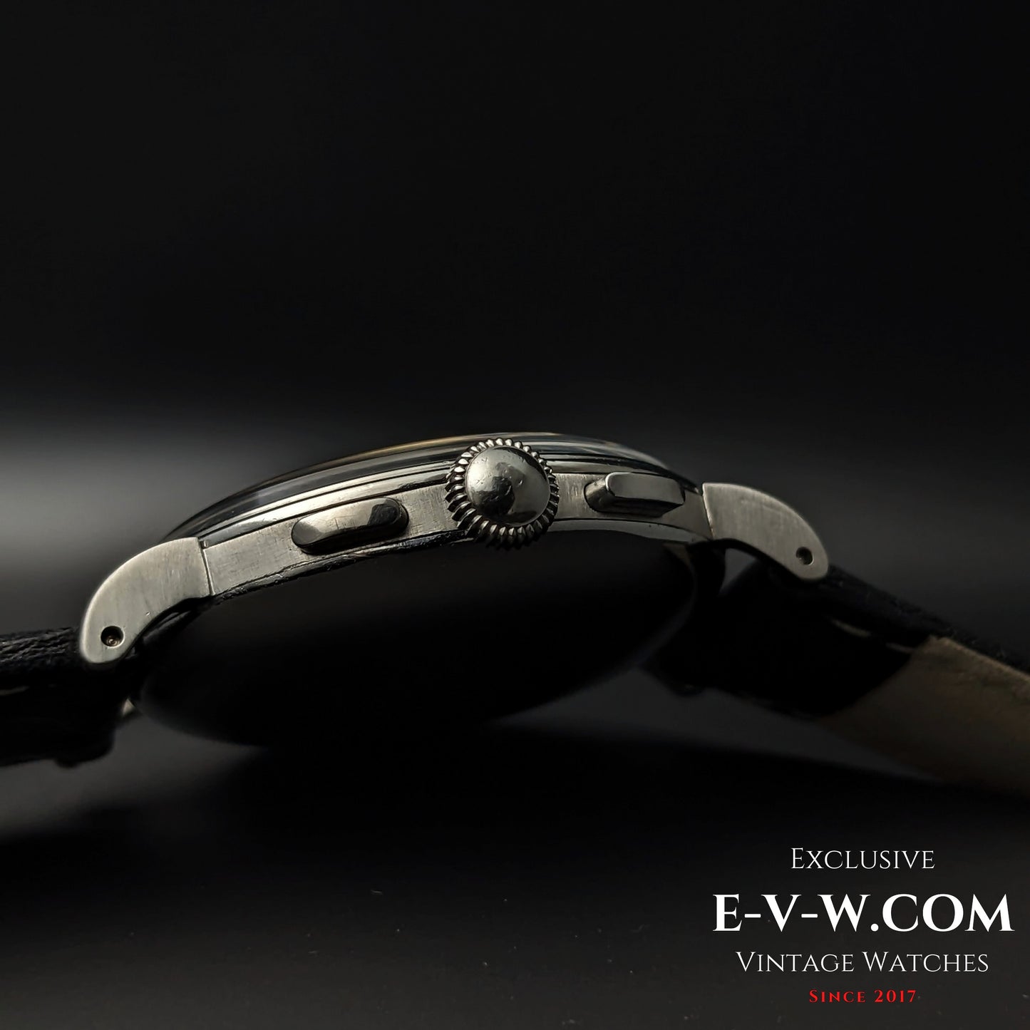 85 Years Old Vintage Lemania Chronographe SUISSE / WWII / Black dial / Cal. 1276 / Vintage 1940