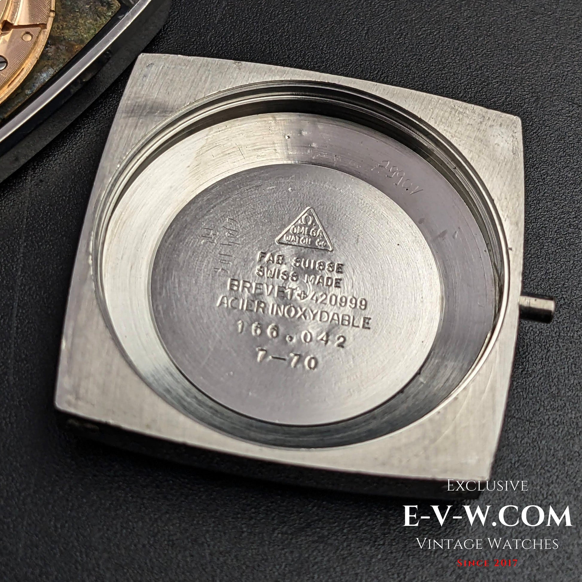 e-v-w.com 54 Years Old Vintage Omega Automatic Seamaster  / Ref. 166042 / Cal. 565 / Vintage  1969