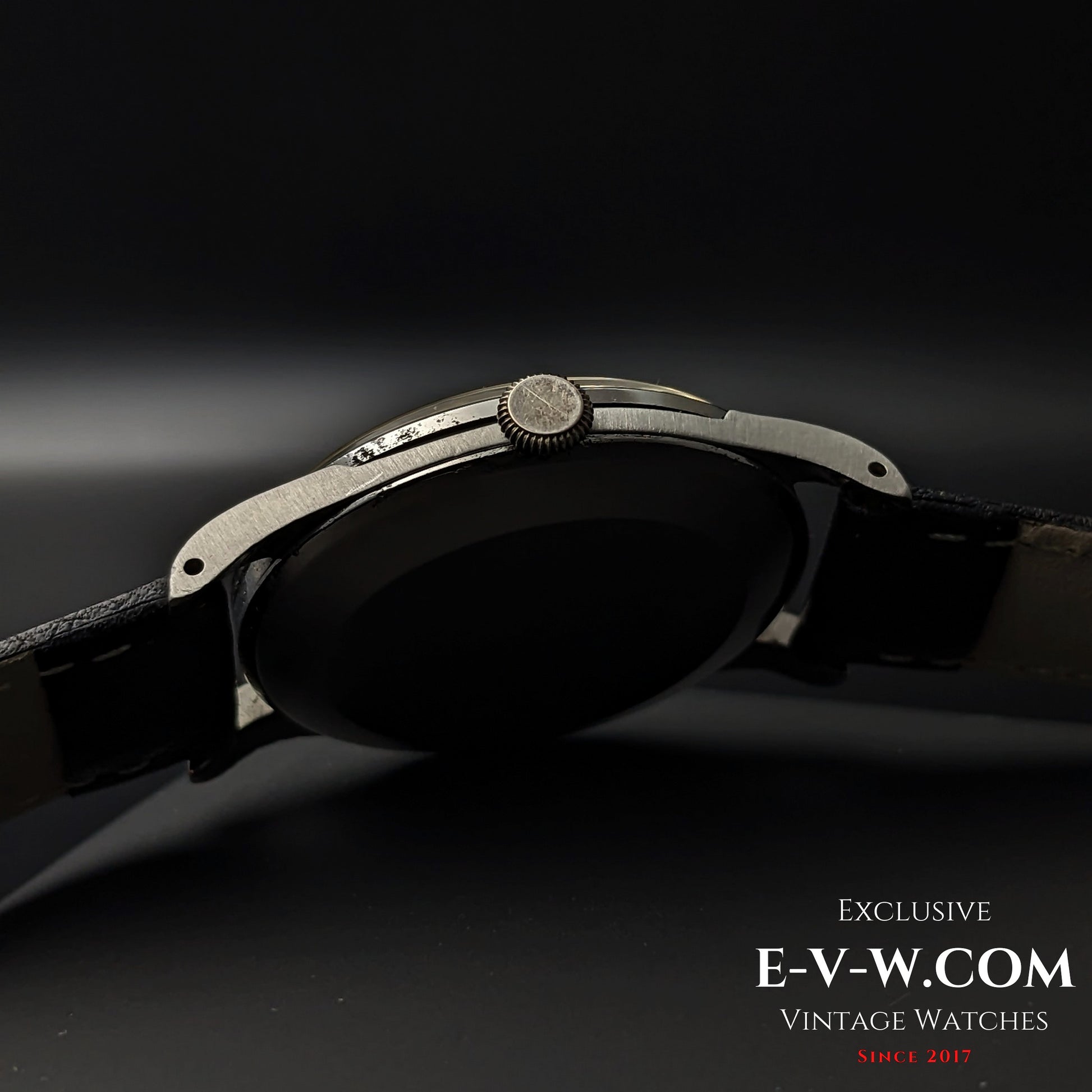 68 Years Old Vintage IWC Schaffhausen Classic 50's / Cal. 89 / Vintage 1957