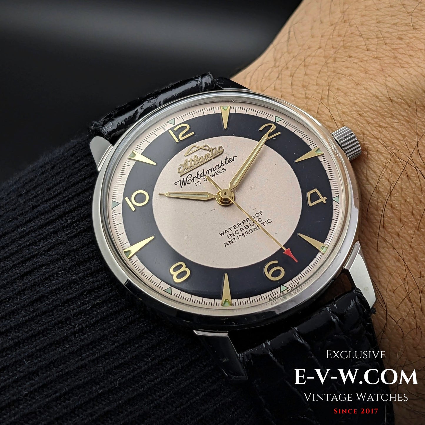 50 Years Old Vintage Atlantic Worldmaster Jumbo Two tone Bull's Eye Dial / Cal. 1100 / Vintage 1970s