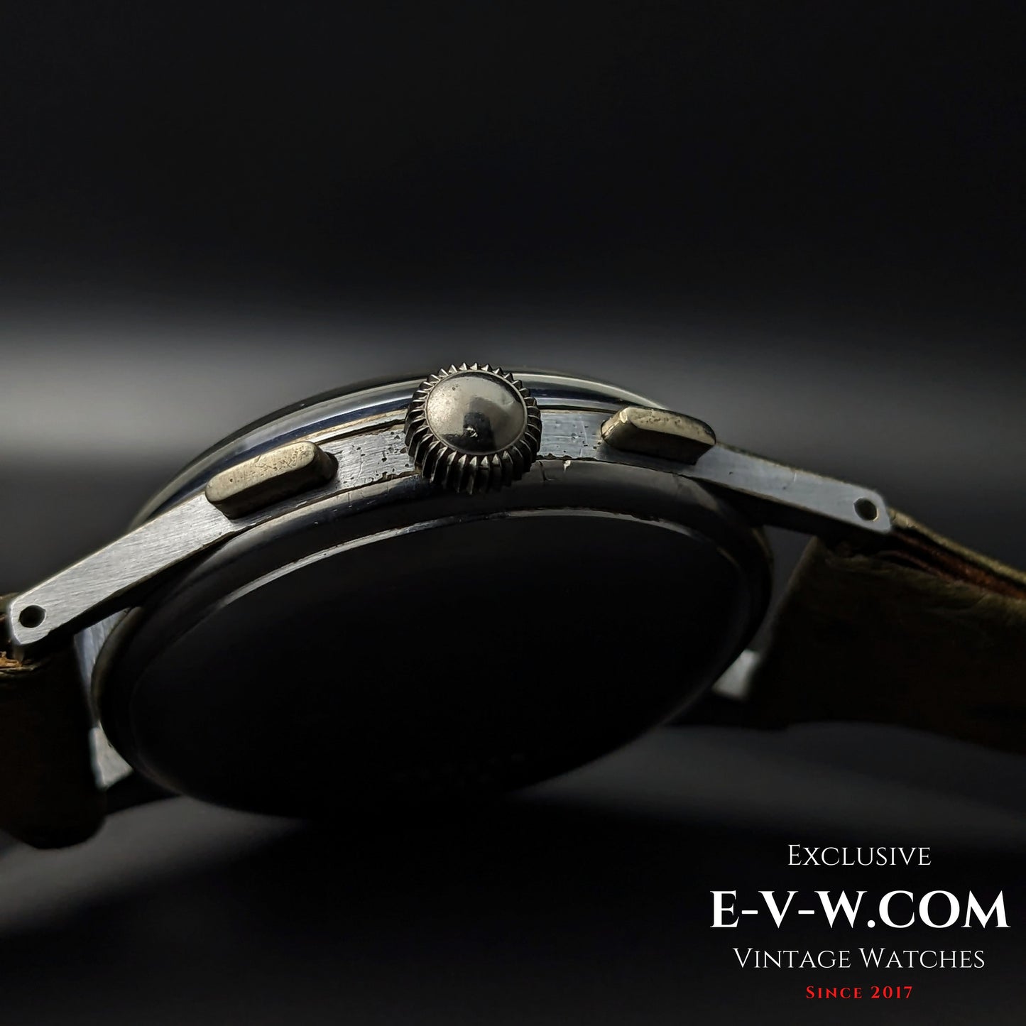 80 Years Old Vintage Breitling Chronograph / WWII / Ref. 178 / Cal. Venus 175 / Vintage 1945