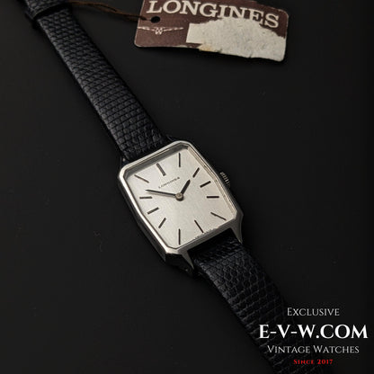 50 Years Old Vintage Longines Lady / Unworn NOS / Ref. 4066-1 / Cal. 5602 / Vintage 1975