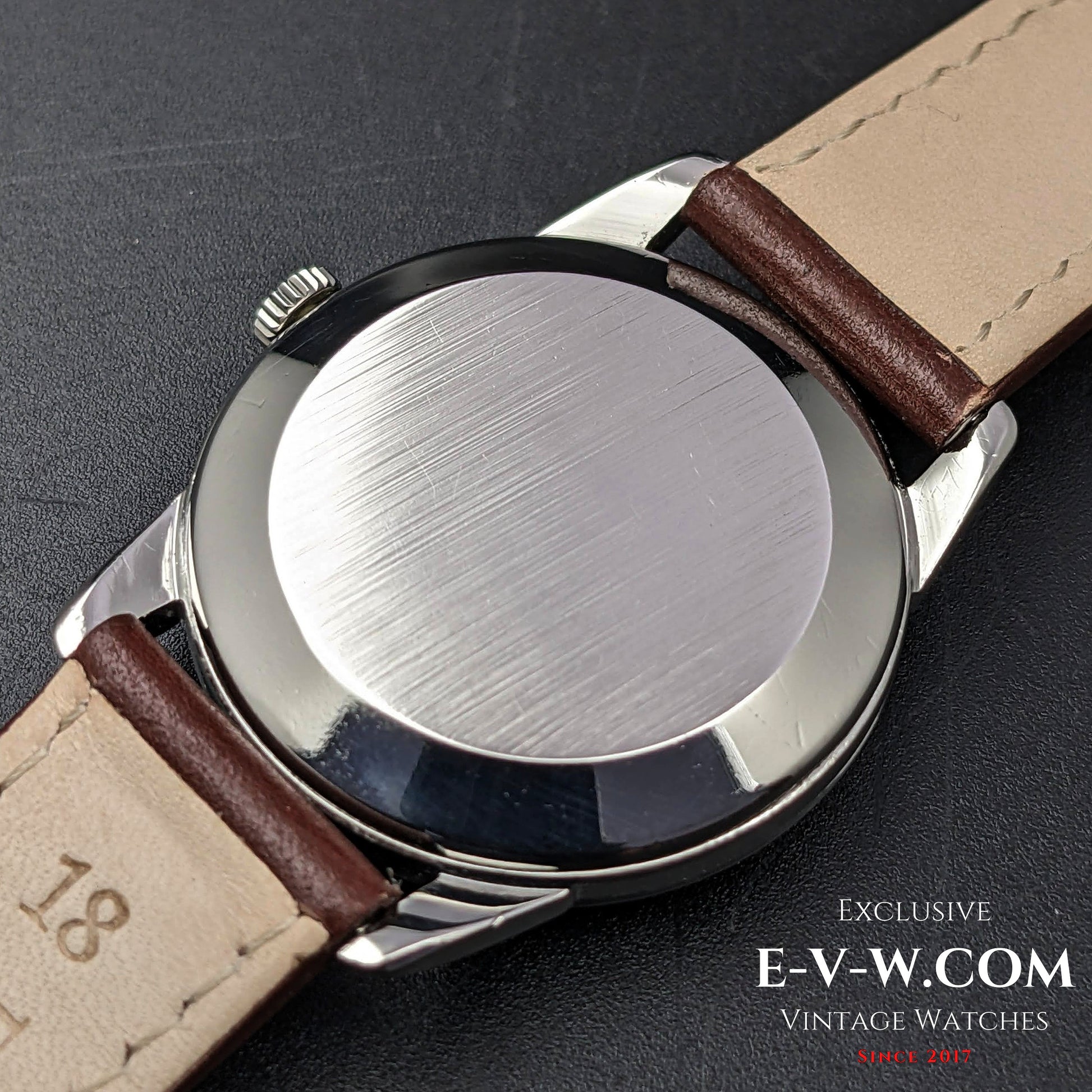 66 Years Old Vintage Omega Calatrava 14726 1SC / Cal. 285 (30T2 family) / Vintage 1958