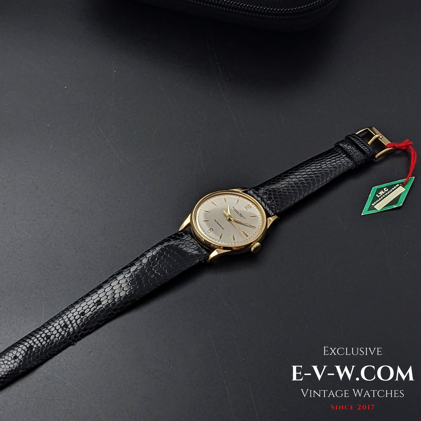 73 Years Old Vintage IWC SCHAFFHAUSEN Automatic   / Cal.852 / Vintage 1950