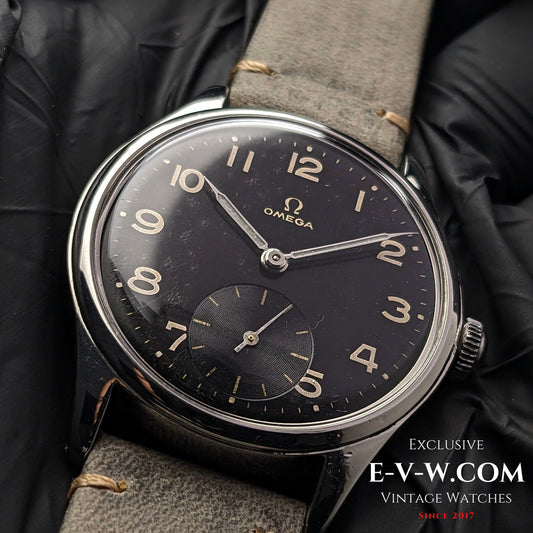 77 Years Old Vintage Omega military Ref. 2383 7 / Cal. 285 (30T2) / Vintage 1947a