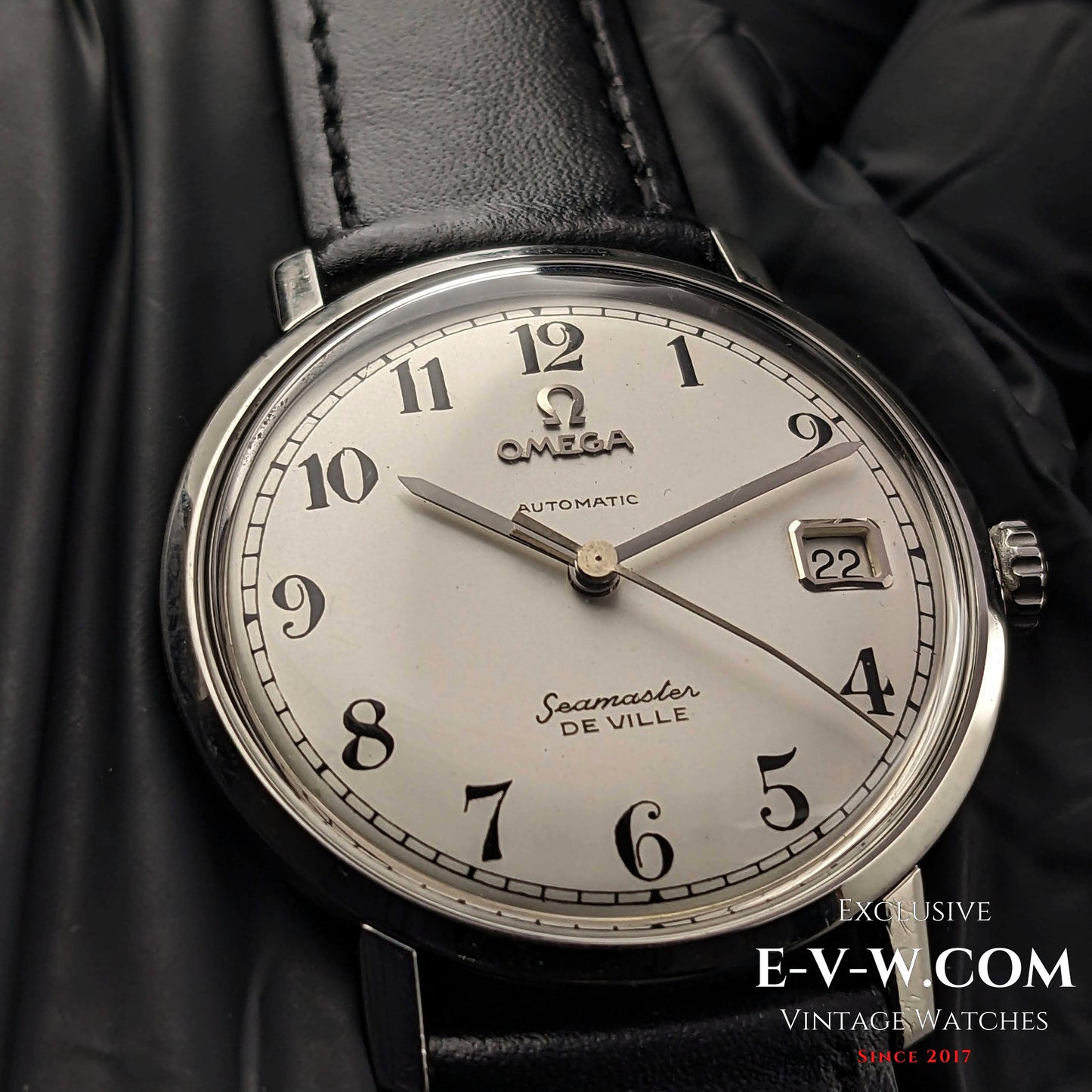 60 Years Old Vintage Omega Seamaster DEVILLE Automatic / Cal. 562 / Vintage 1963