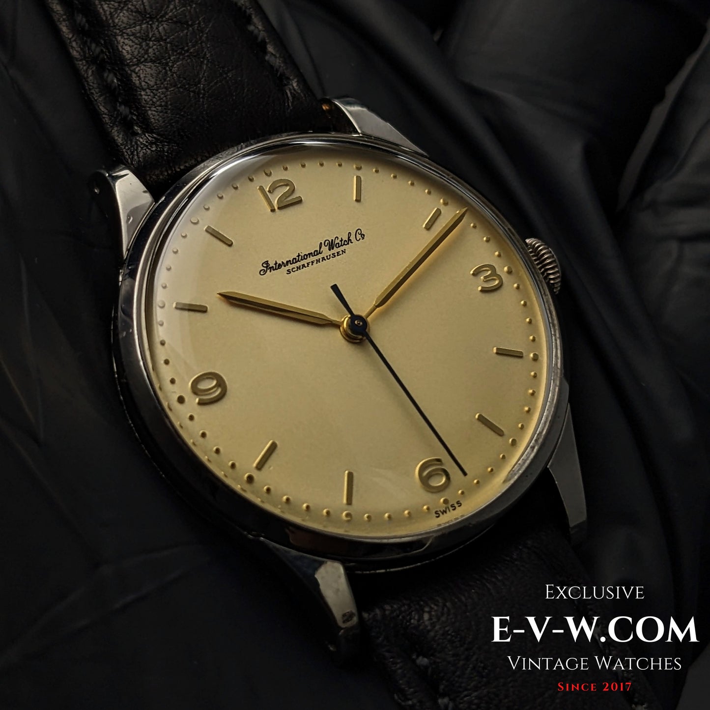 68 Years Old Vintage IWC Schaffhausen Classic 50's / Cal. 89 / Vintage 1957
