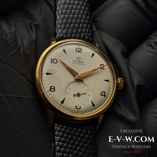 78 Years Old Vintage Omega Automatic Bumper / Ref. F.6212 / Cal. 28.10RA designed by Cherles Perregaux / Vintage 1947