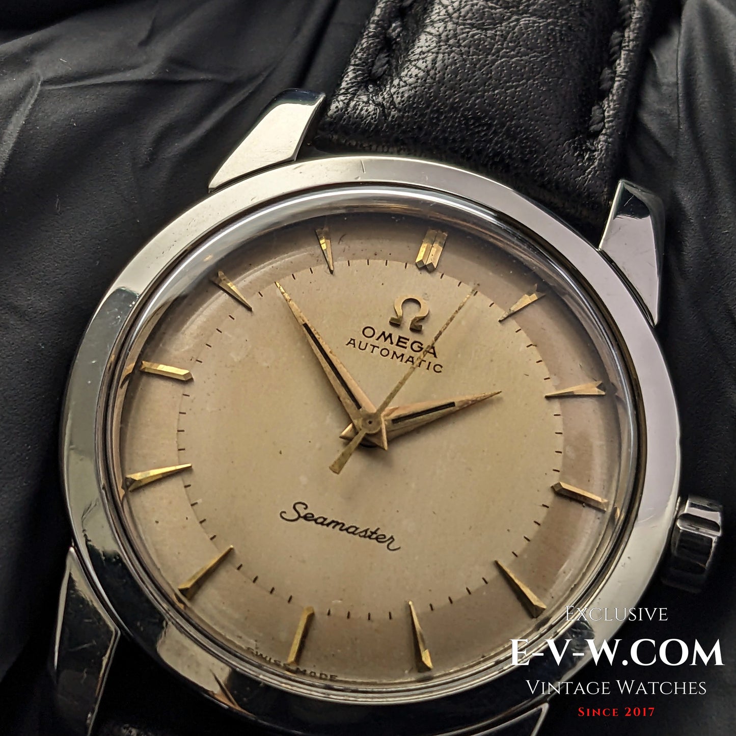 70 Years Old Vintage Omega Seamaster Bumper Automatic Ref. 2577 / Cal. 354 Vintage 1954