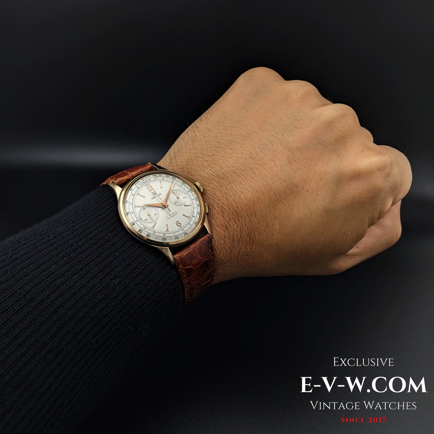 84 Years Old Vintage REVUE Chronograph / Jumbo 38mm / Cal. Valjoux 23 Vintage 1940