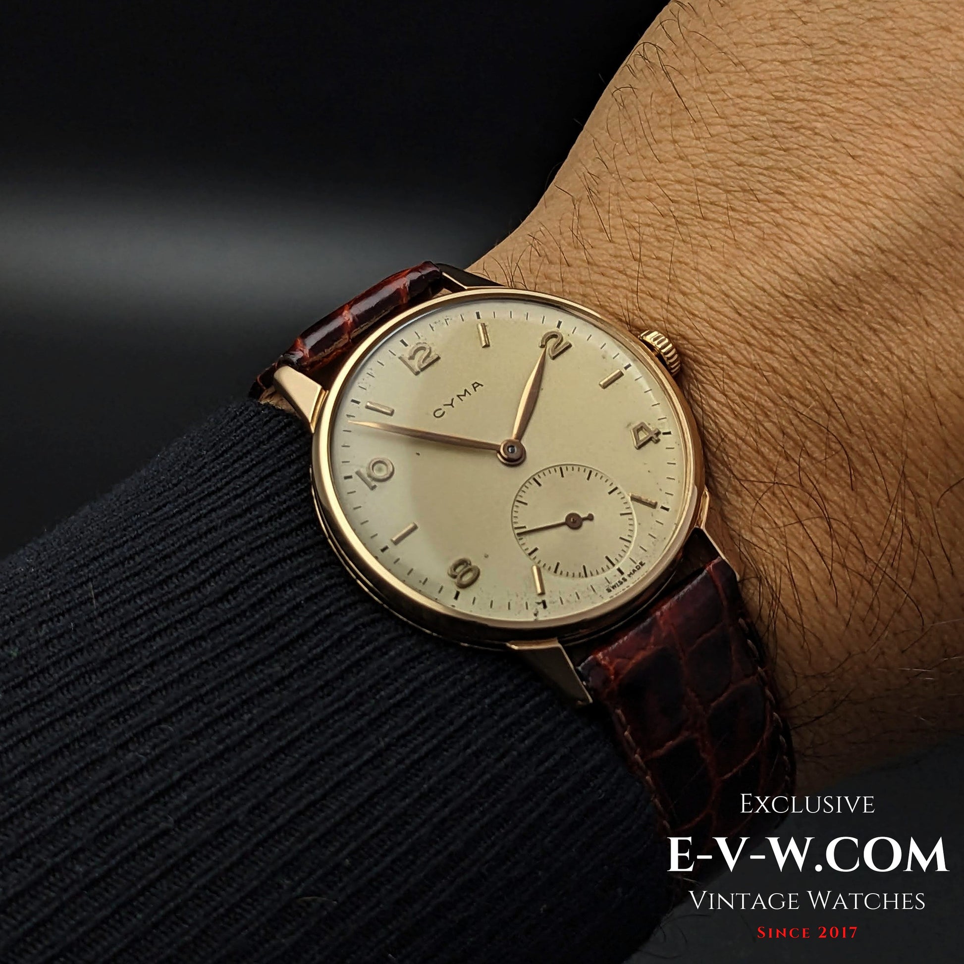 70 Years Old Vintage Cyma 18k Gold / Jumbo  / Cal.586 / Vintage 1950s