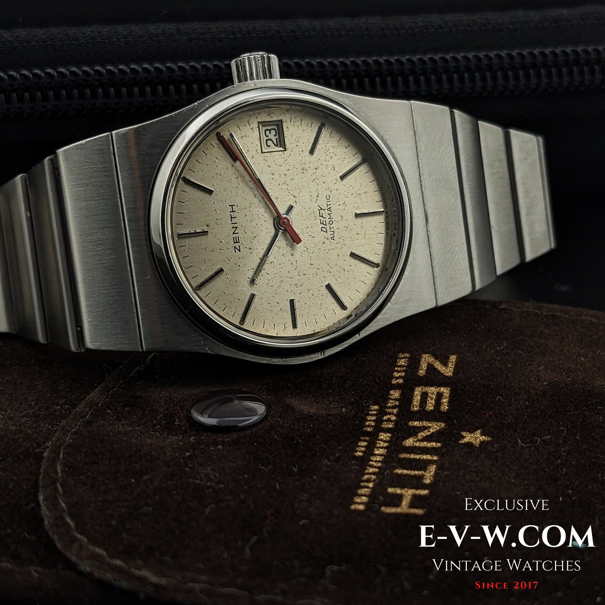 54 Years Old Vintage Zenith Defy Surf Automatic / Cal. 456 Vintage 1970