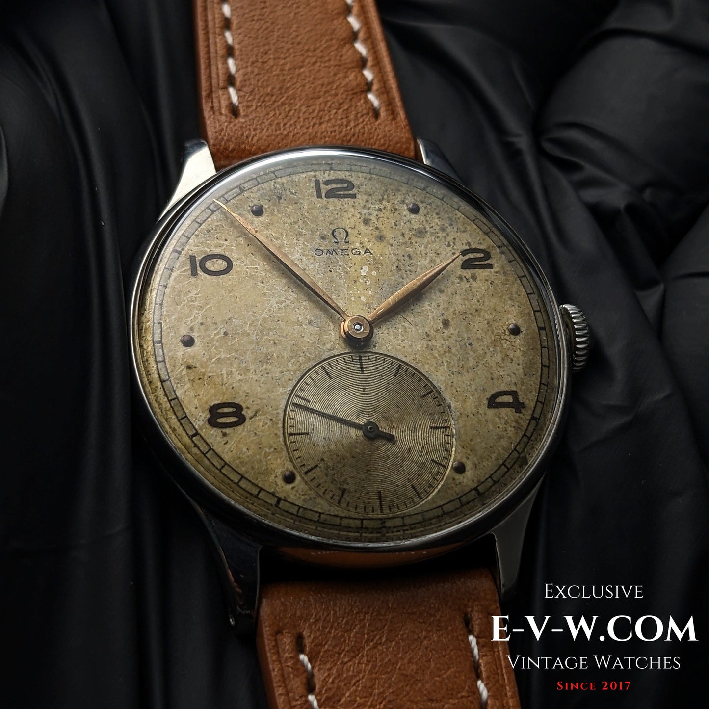 81 years old Omega — Wartime WWII Civil  — Ref. 2317/14 — Cal. 30T2 PC — Vintage 1944 — Serviced