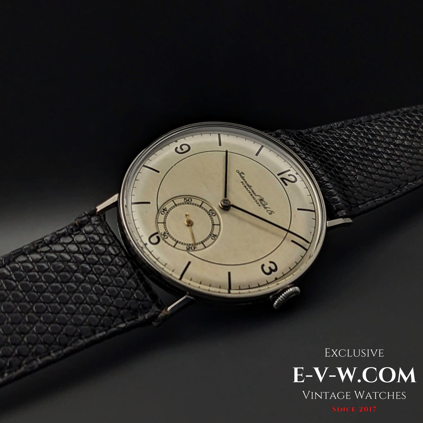 84 Years Old Vintage IWC SCHAFFHAUSEN / Cal. 83 / Vintage 1939