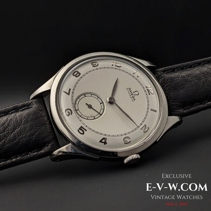 79 Years Old Vintage WWII Omega Automatic Bumper / Ref 2374-3 / Rare caliber 30.10 R.A PC mechnizm designed by Cherles Perregaux / Vintage 1944