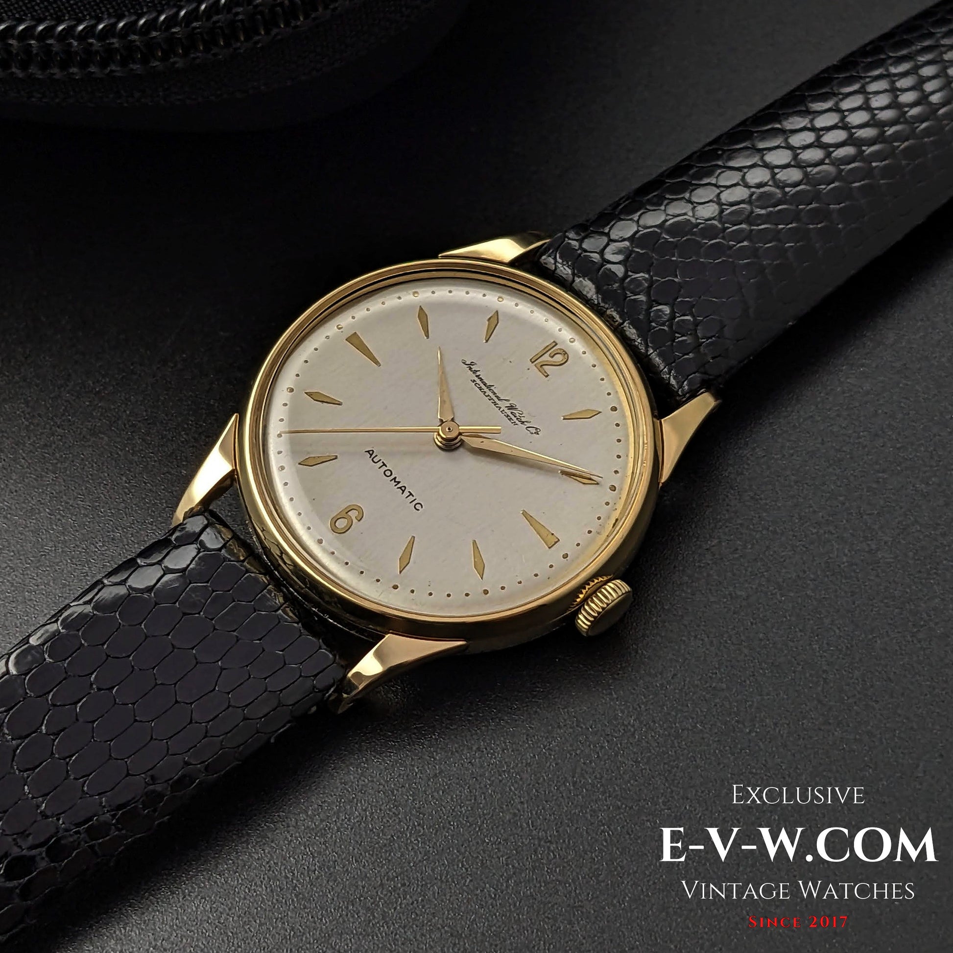 73 Years Old Vintage IWC SCHAFFHAUSEN Automatic   / Cal.852 / Vintage 1950