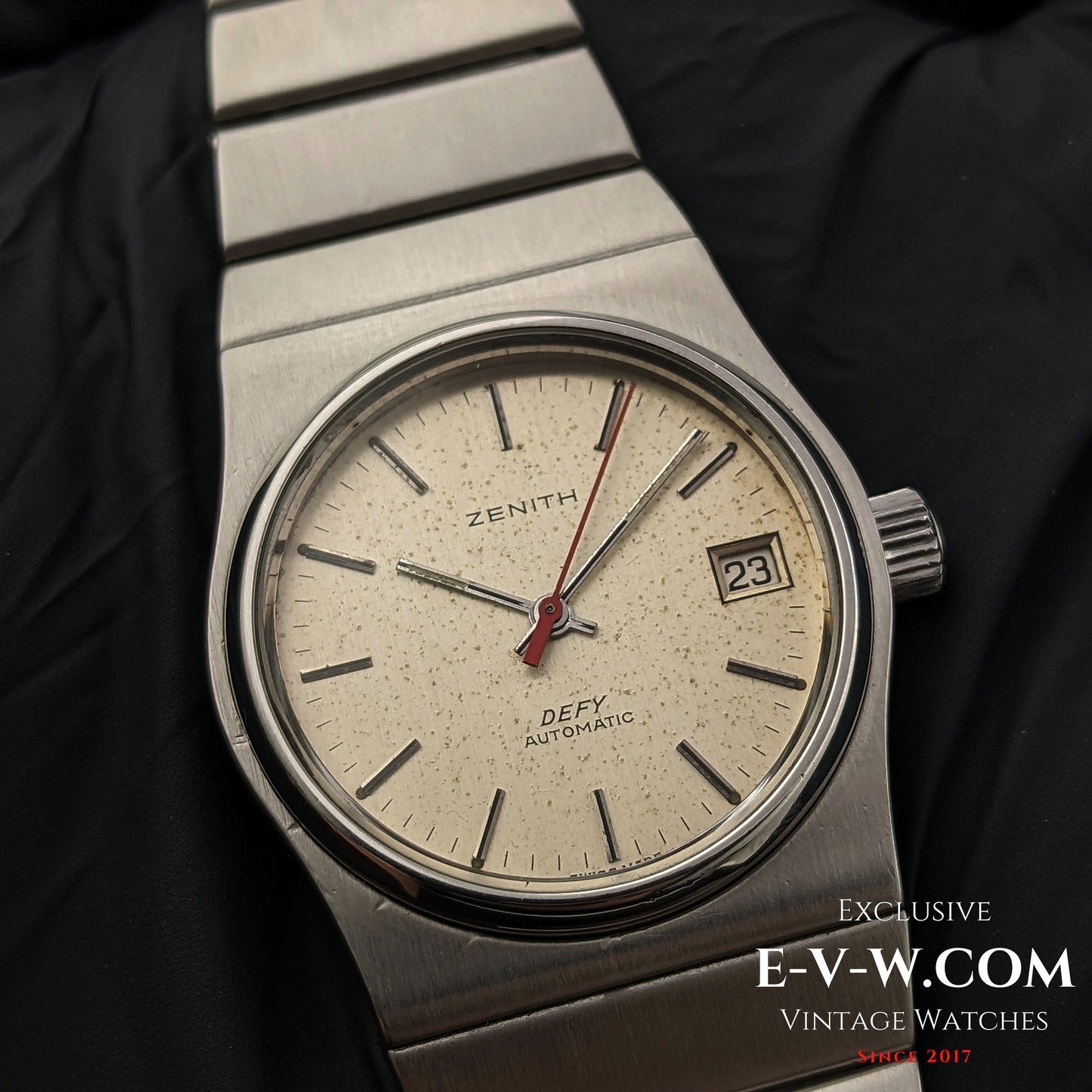 54 Years Old Vintage Zenith Defy Surf Automatic / Cal. 456 Vintage 1970