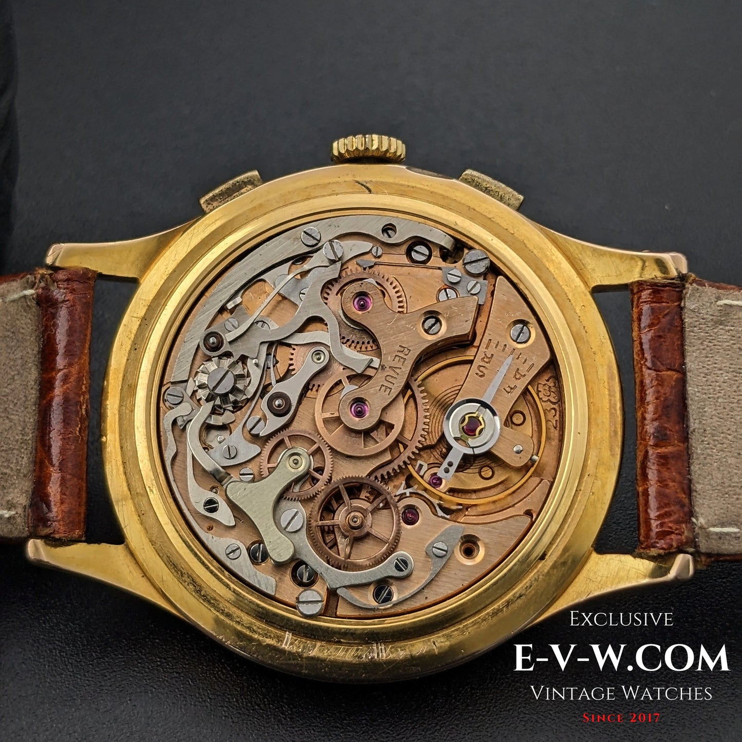 84 Years Old Vintage REVUE Chronograph / Jumbo 38mm / Cal. Valjoux 23 Vintage 1940