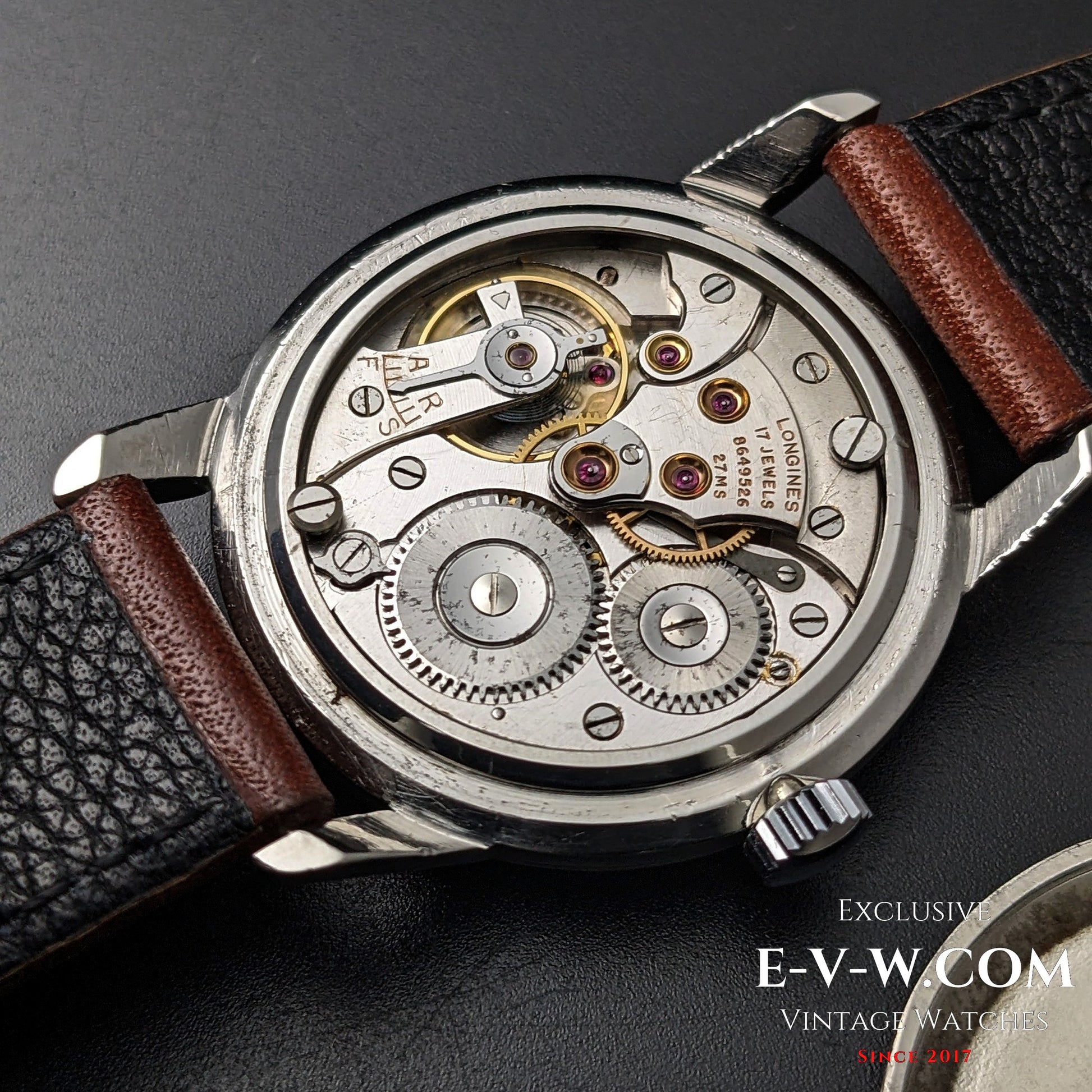 81 Years Old Vintage Longines Classic WWII / Ref. 7222-1 / Cal. 27M / Vintage 1944