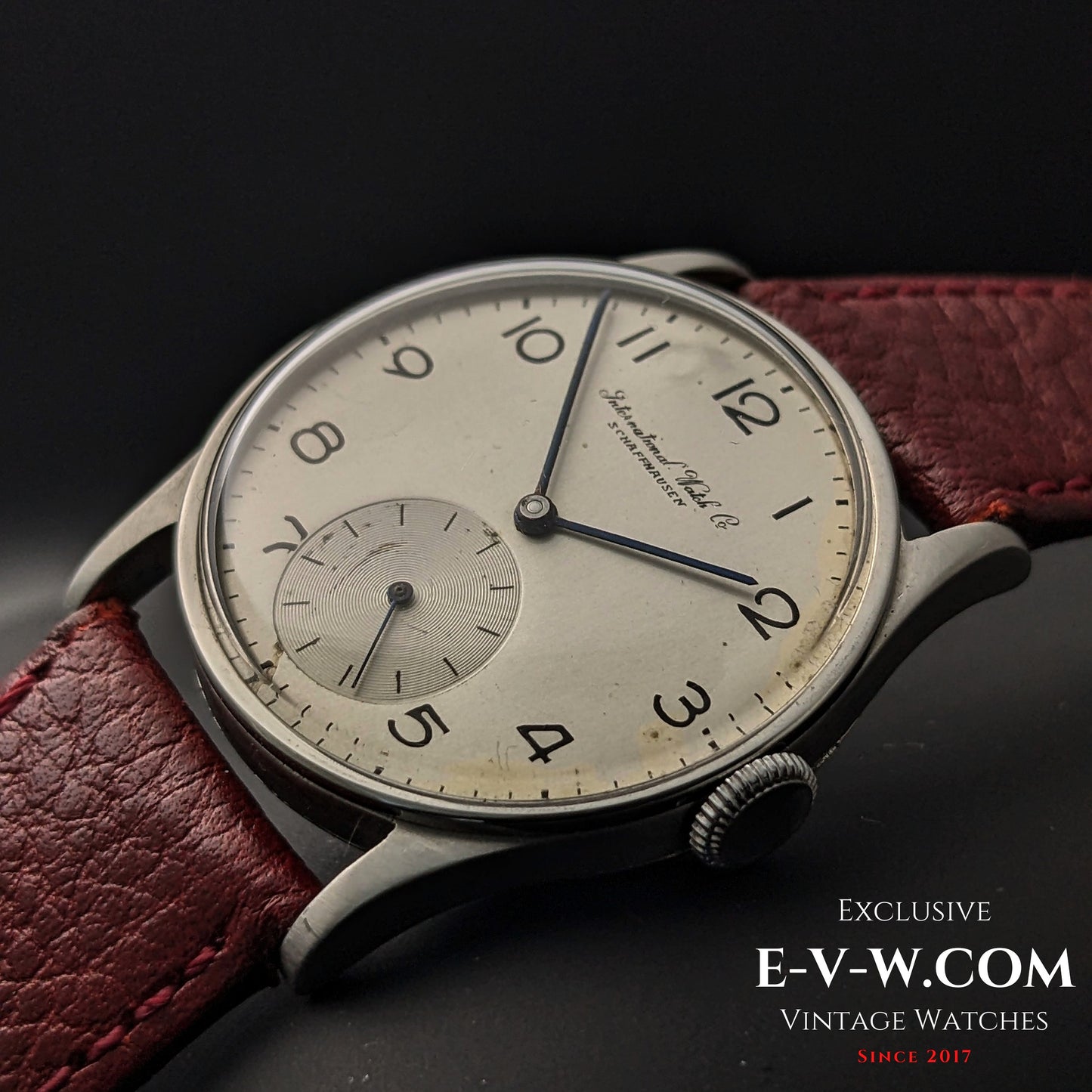 87 Years Old Vintage IWC Schaffhausen Early civilian dress watch | Cal. 83 | Vintage 1938 / Serviced