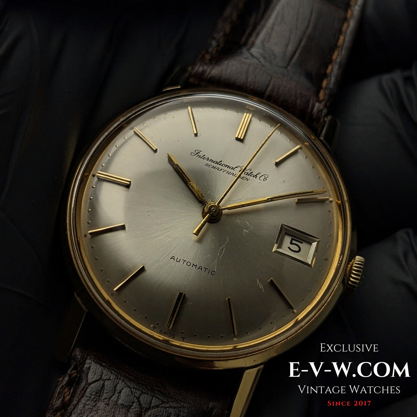 61 Years Old Vintage IWC Schaffhausen Automatic 14k Gold / Ref. 807A / Cal. 8541 / Vintage 1964
