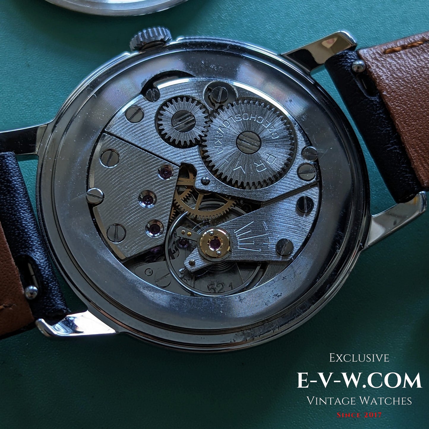 1960s — PRIM — Bulls eye two tone pink dial —  Cal 521 — Vintage 1960 — Serviced