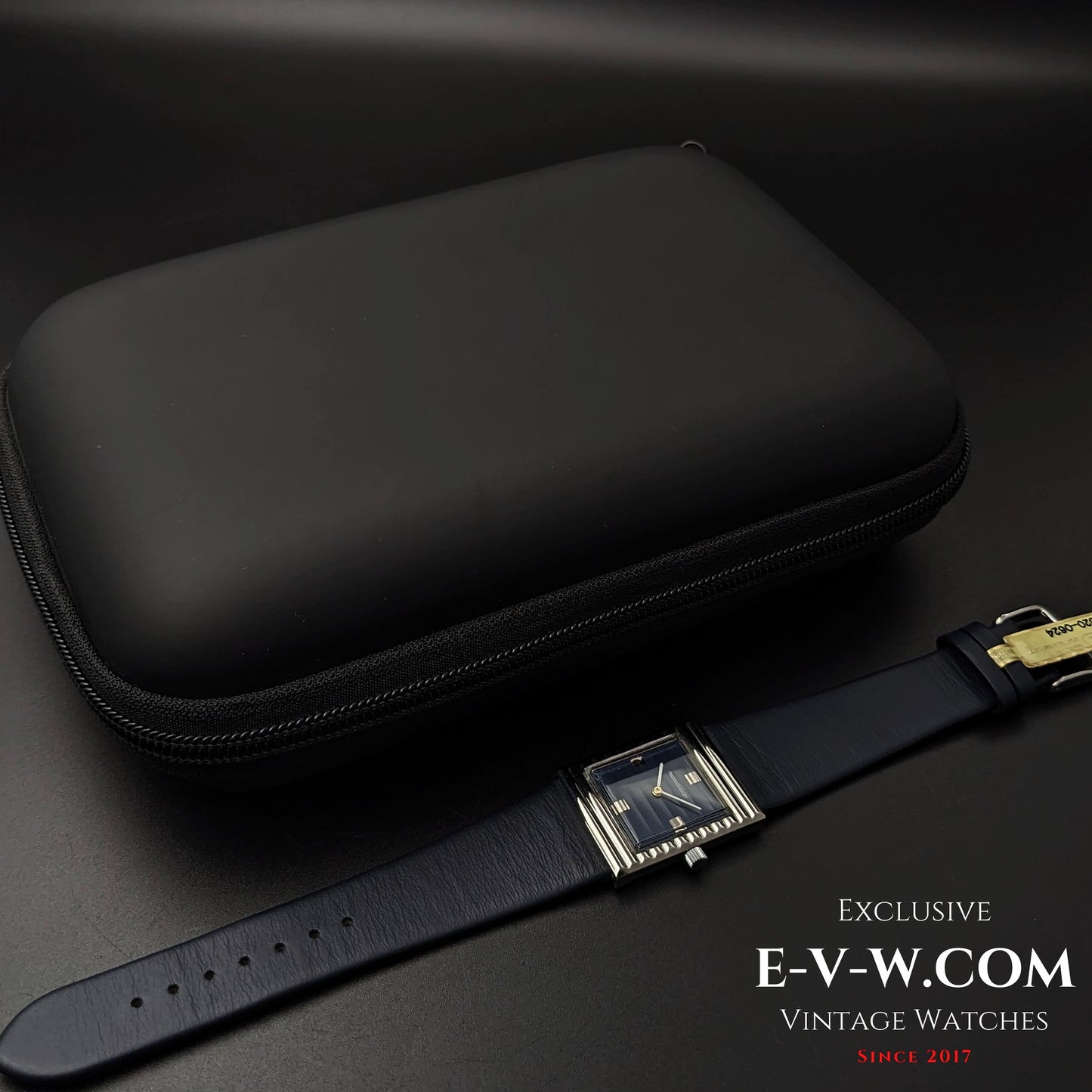 Vintage Jaeger-LeCoultre Square Art Deco / Square / Tank Ref 2374-3 / Cal. K818 / Vintage 1960s