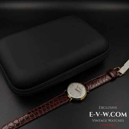 62 Years Old Vintage IWC Schaffhausen 18k Gold / crab lugs / / Cal. 89 / Vintage 1961