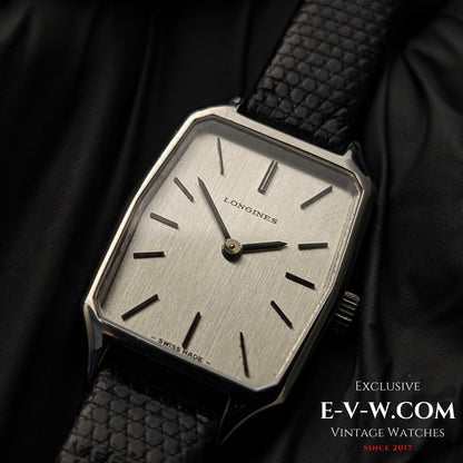50 Years Old Vintage Longines Lady / Unworn NOS / Ref. 4066-1 / Cal. 5602 / Vintage 1975