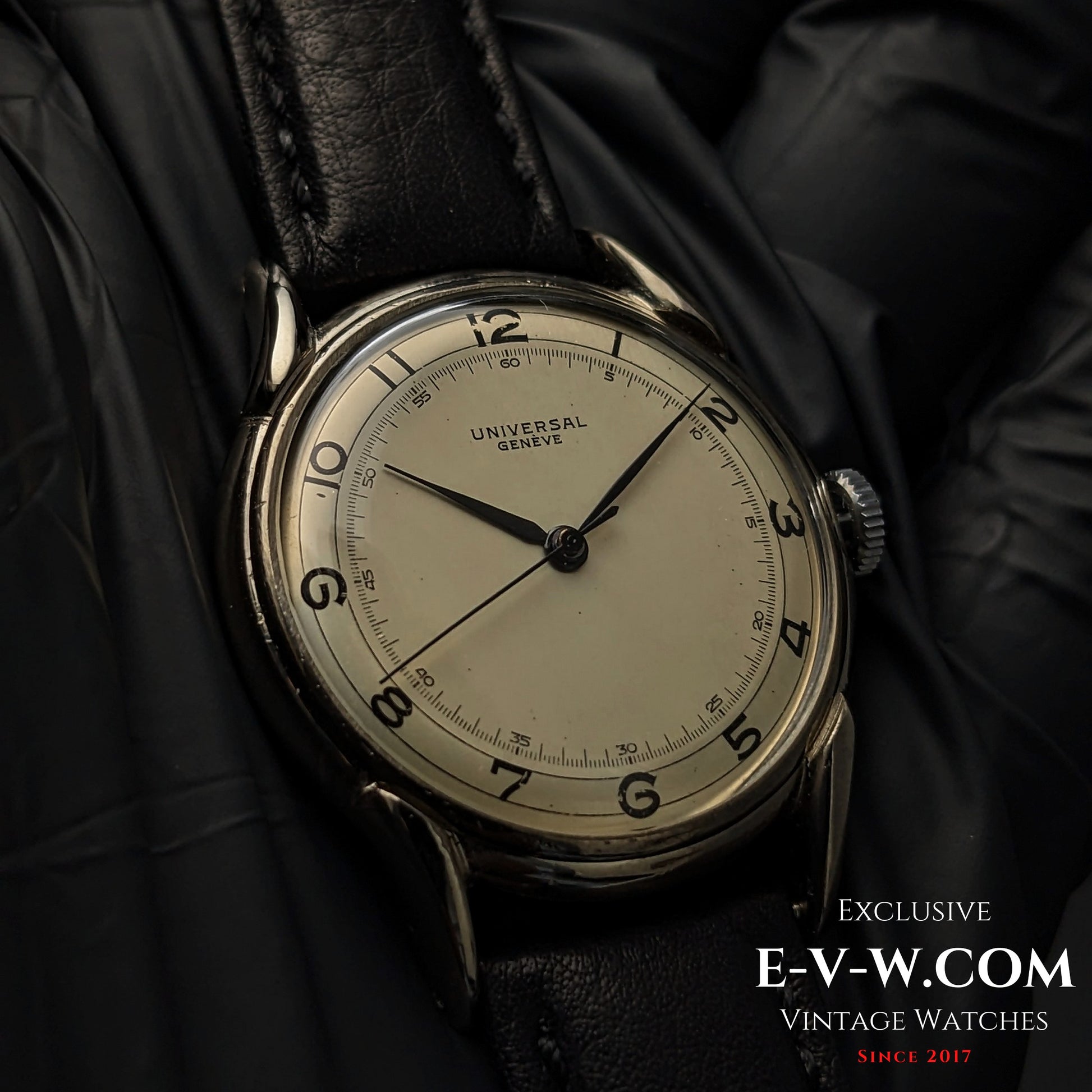 85 Years Old Vintage Universal Geneve unique spider lugs / Cal. 263 / Vintage 1940