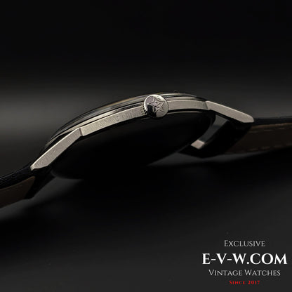 67 Years Old Vintage Zenith Black / Cal. 40 / Vintage 1956