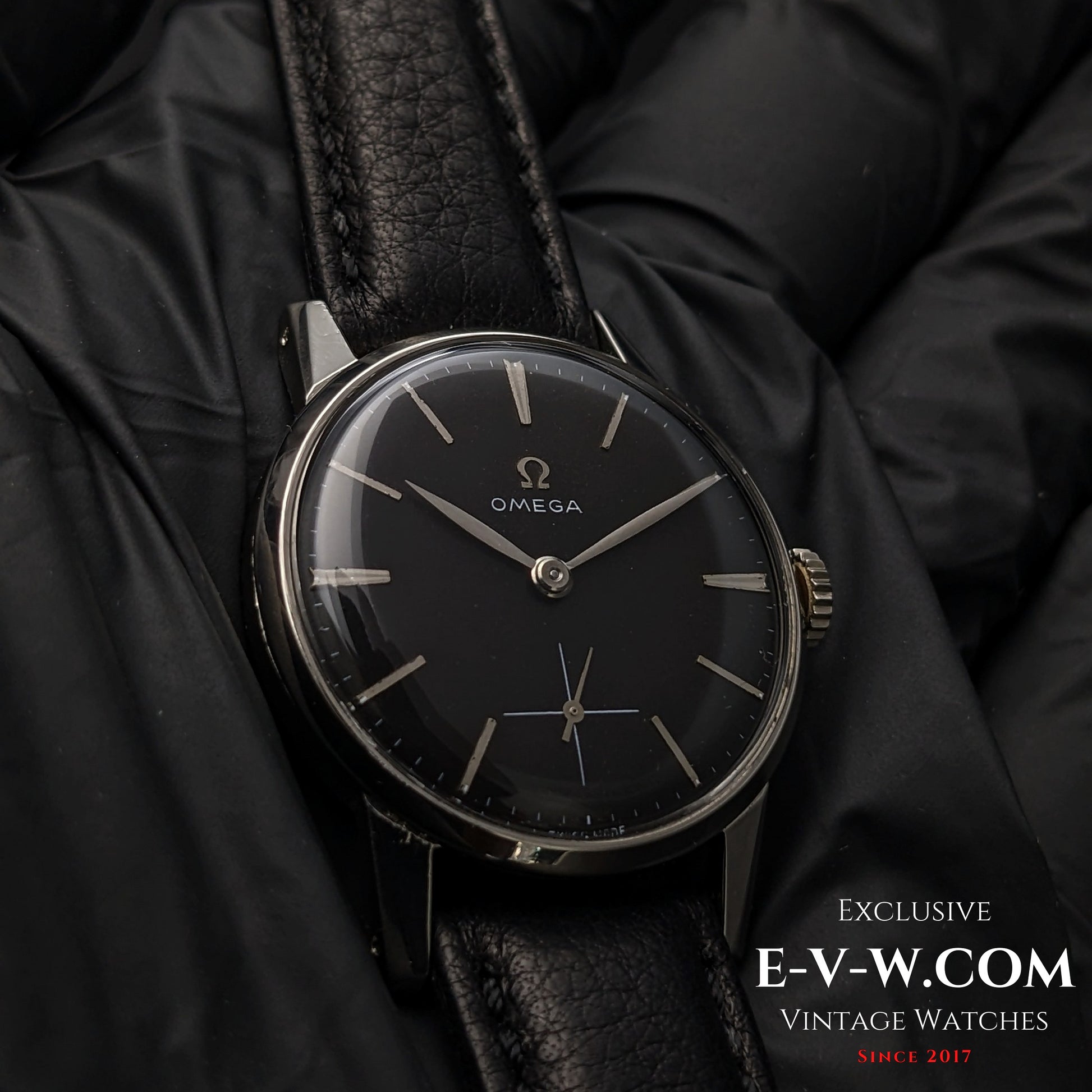 78 Years Old Vintage Omega Classic / 2495 / Cal. 30T2PC / Vintage 1947