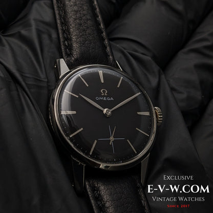 78 Years Old Vintage Omega Classic / 2495 / Cal. 30T2PC / Vintage 1947