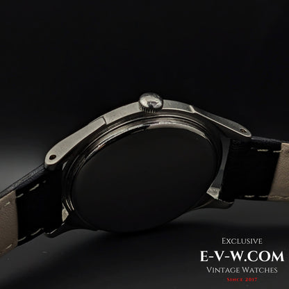 79 Years Old Vintage WWII Omega Automatic Bumper / Ref 2374-3 / Rare caliber 30.10 R.A PC mechnizm designed by Cherles Perregaux / Vintage 1944