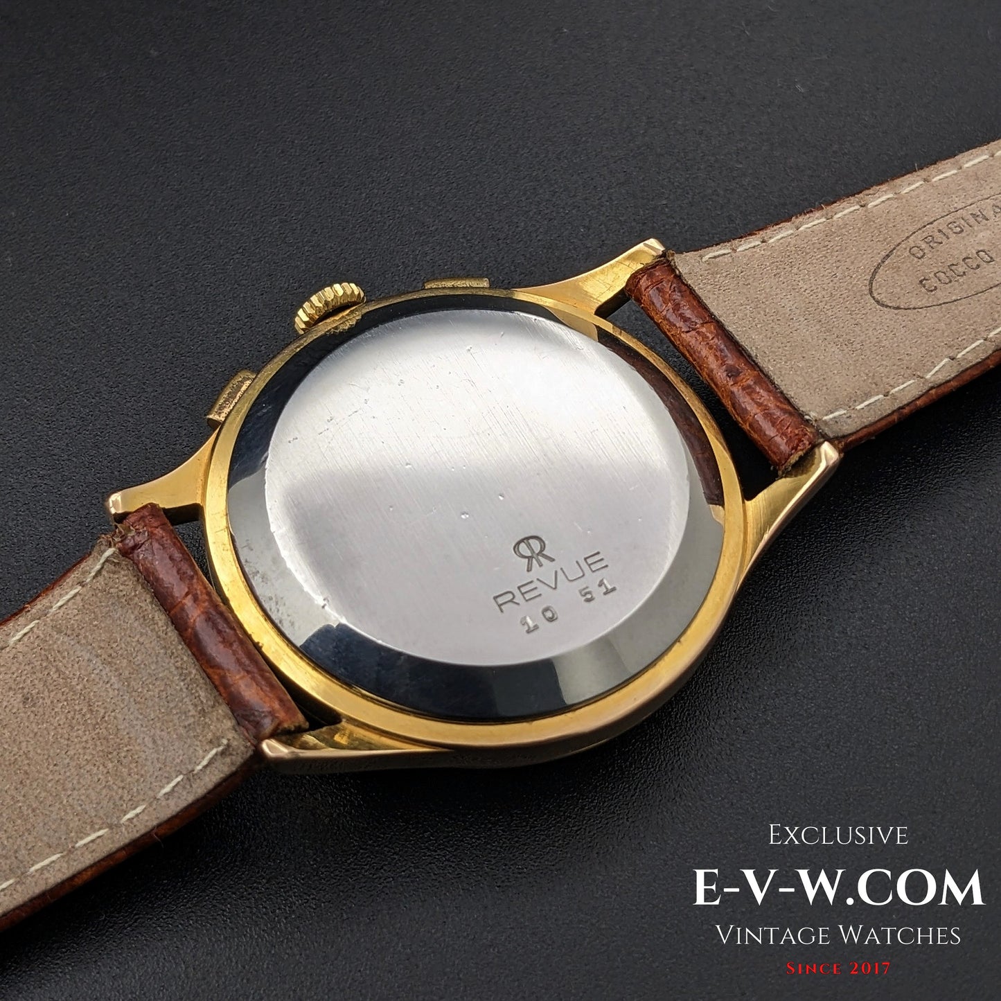 84 Years Old Vintage REVUE Chronograph / Jumbo 38mm / Cal. Valjoux 23 Vintage 1940