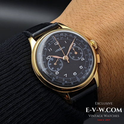 80 Years Old Vintage Lemania Chronograph Cal.2310 / Vintage 1940s