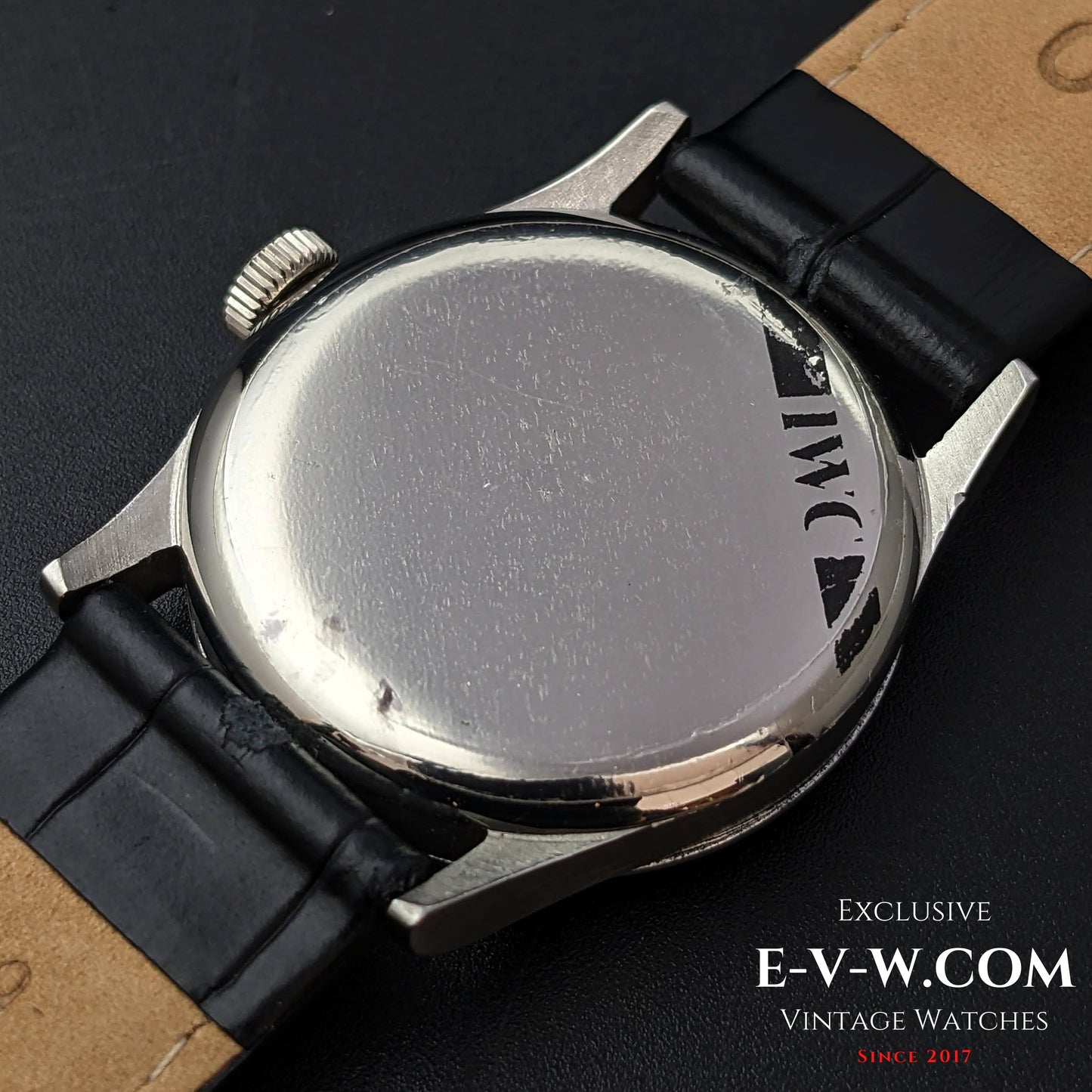 82 Years Old Vintage IWC Schaffhausen Black / Cal. 83 / Vintage 1941