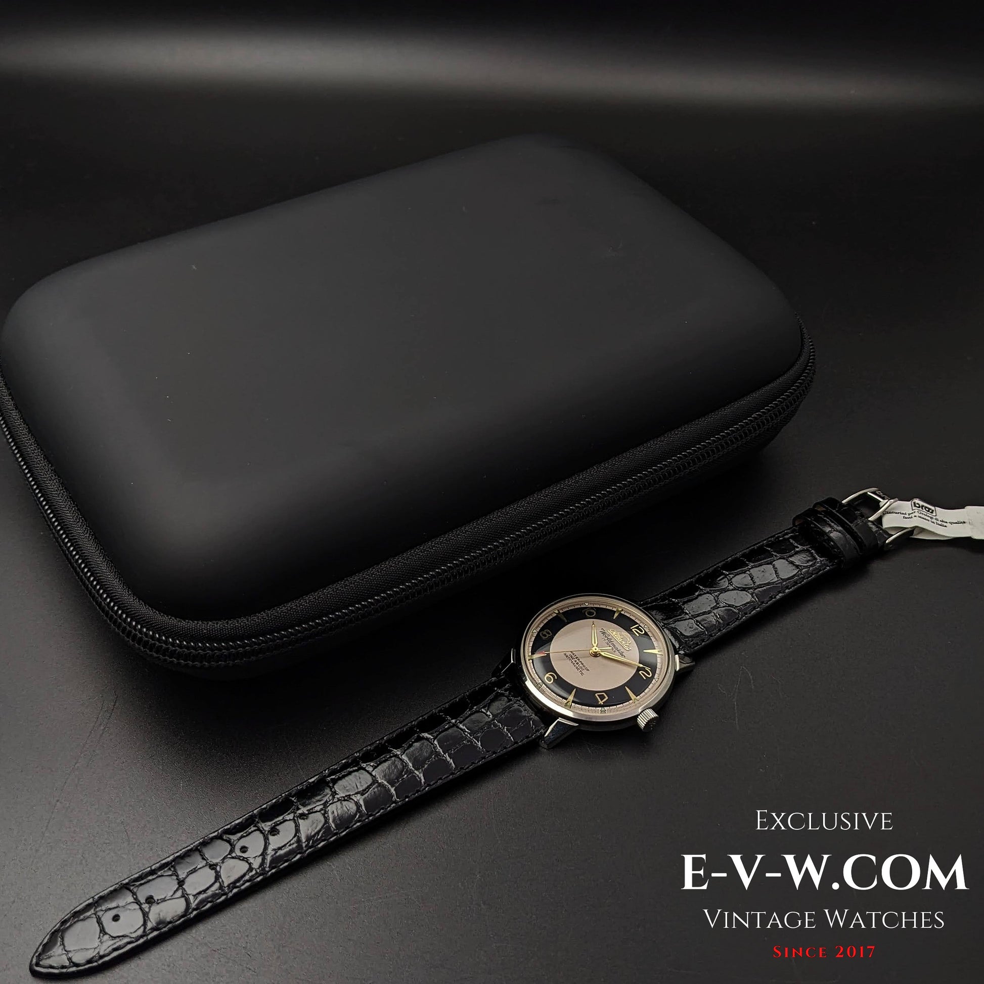 50 Years Old Vintage Atlantic Worldmaster Jumbo Two tone Bull's Eye Dial / Cal. 1100 / Vintage 1970s