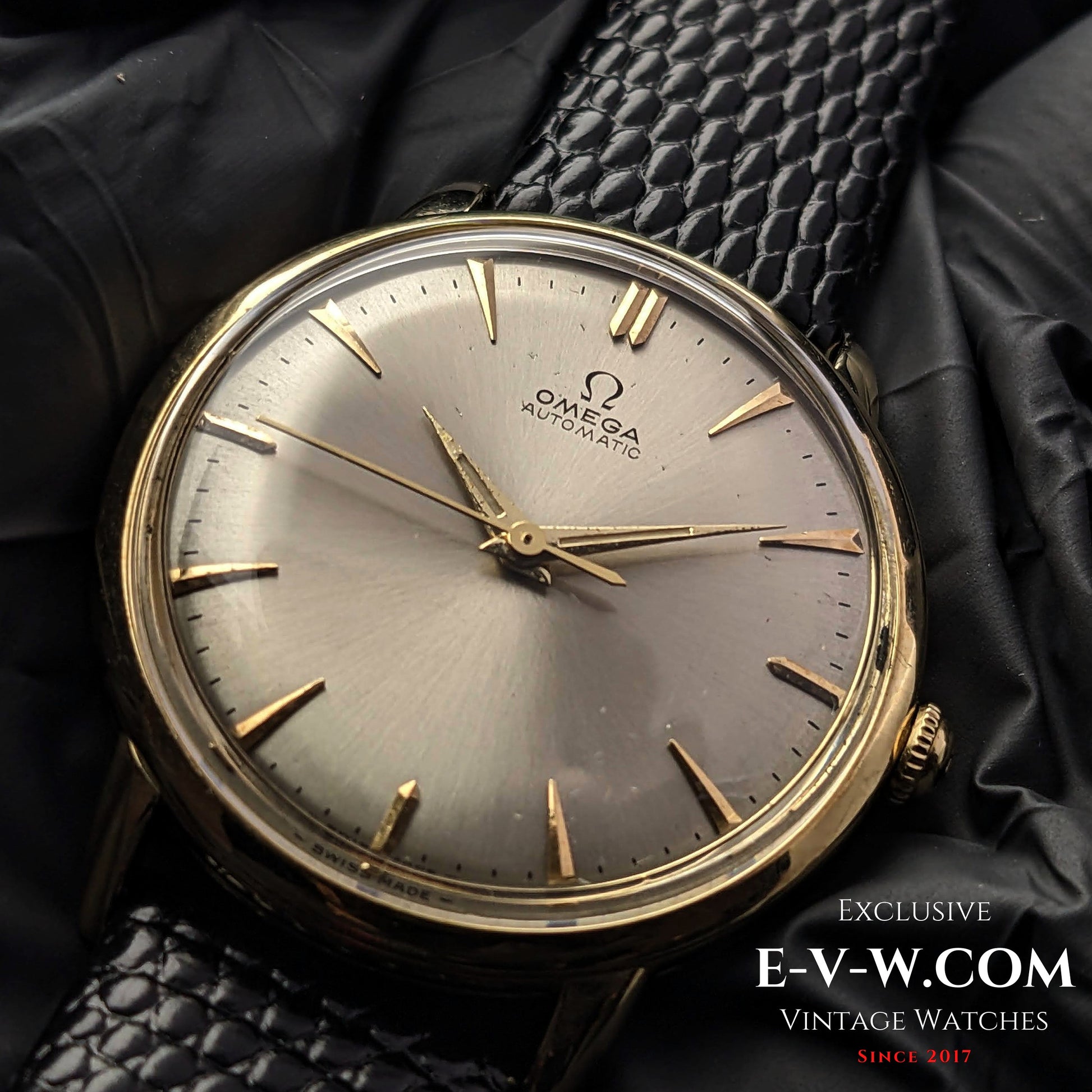 74 Years Old Vintage Omega Automatic Bumper / 14K solid Gold Ref. G6518 / Cal. 351 / Vintage 1950