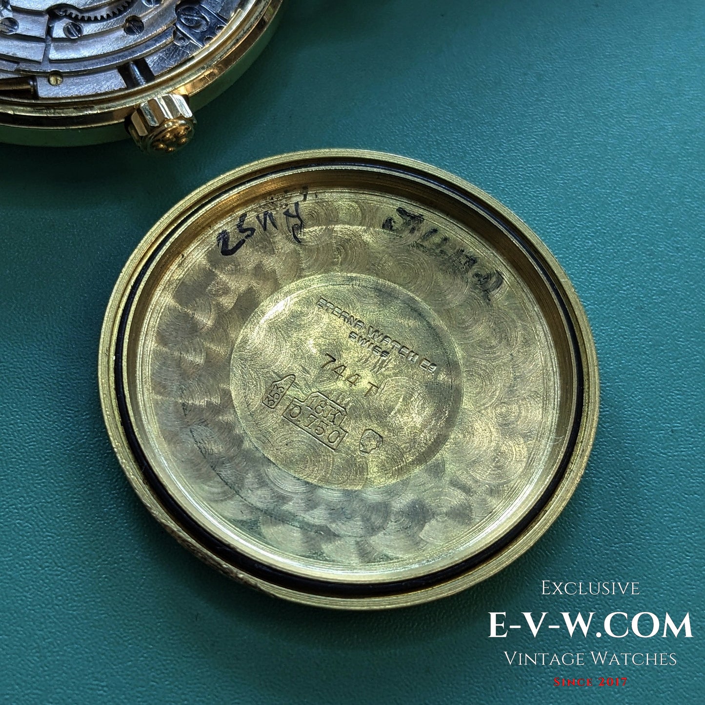 55 Years Old Vintage Eterna Matic 2000 Centenaire / 18K Gold / Ref. 744T / Cal. 1481K / Vintage 1970s / Serviced