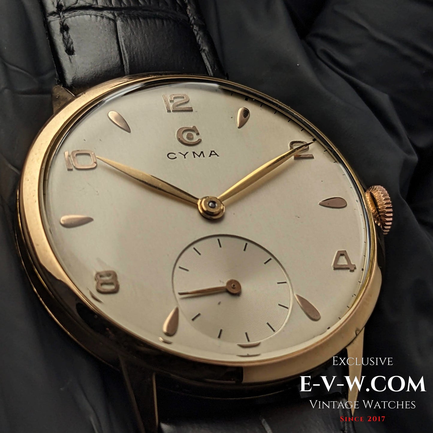 74 Years Old Vintage Cyma Jumbo 18k Gold / Cal. 586 / Vintage 1950