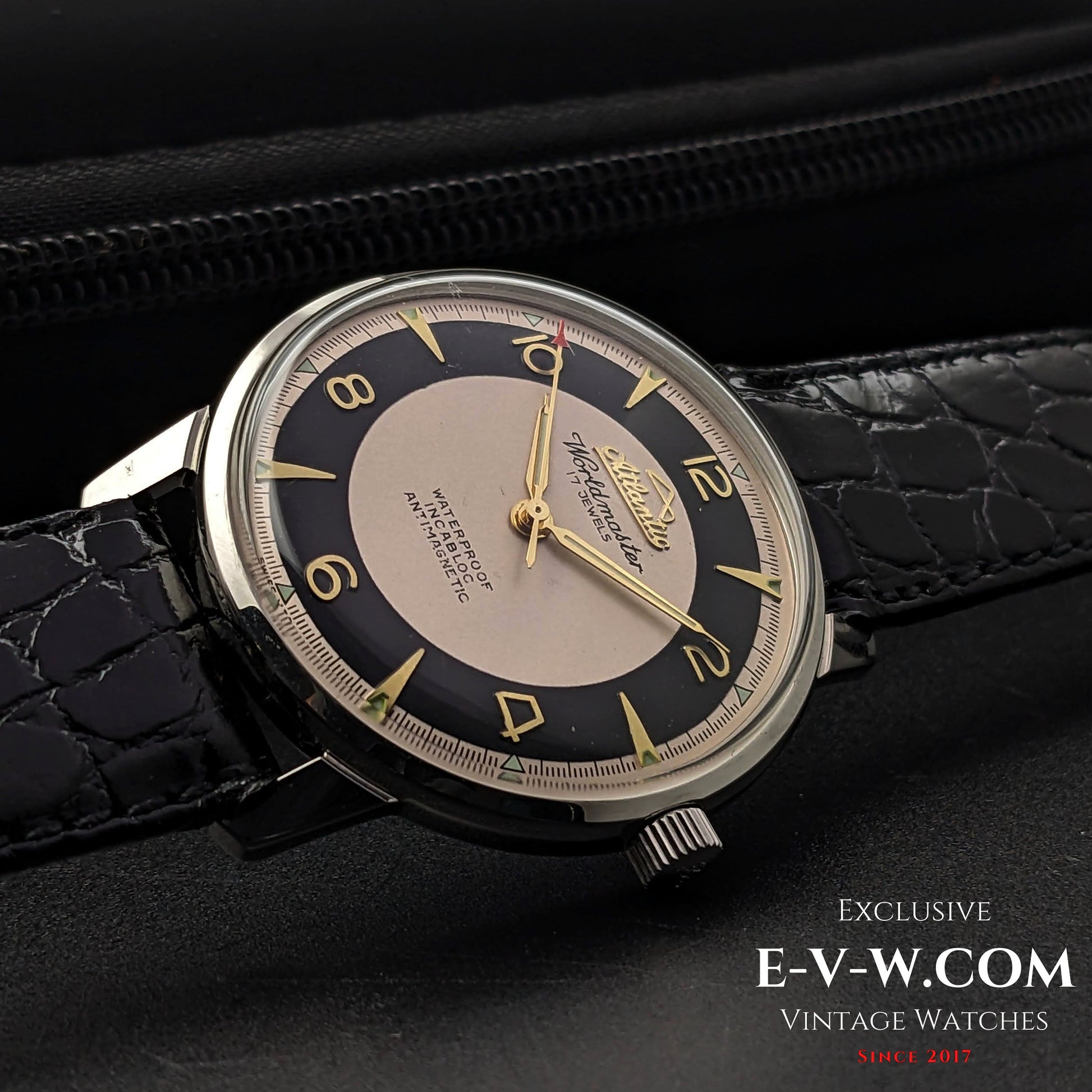 50 Years Old Vintage Atlantic Worldmaster Jumbo Two tone Bull's Eye Dial / Cal. 1100 / Vintage 1970s