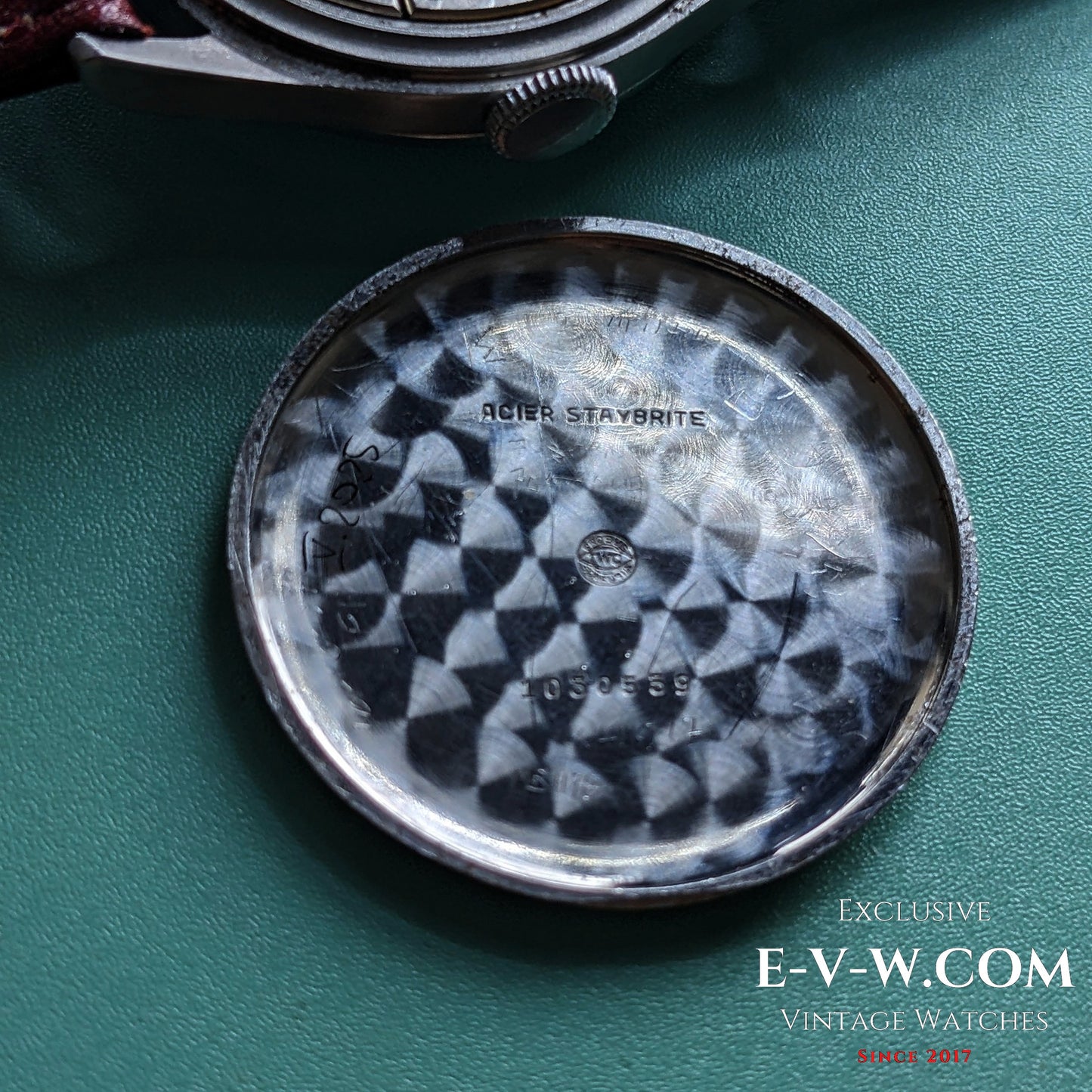 87 Years Old Vintage IWC Schaffhausen Early civilian dress watch | Cal. 83 | Vintage 1938 / Serviced